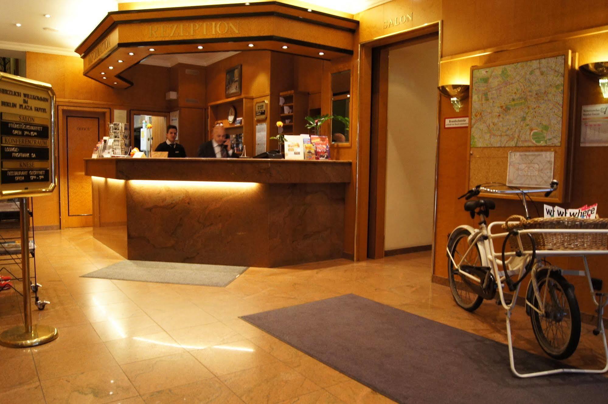 Berlin Plaza Hotel Am Kurfuerstendamm Bagian luar foto